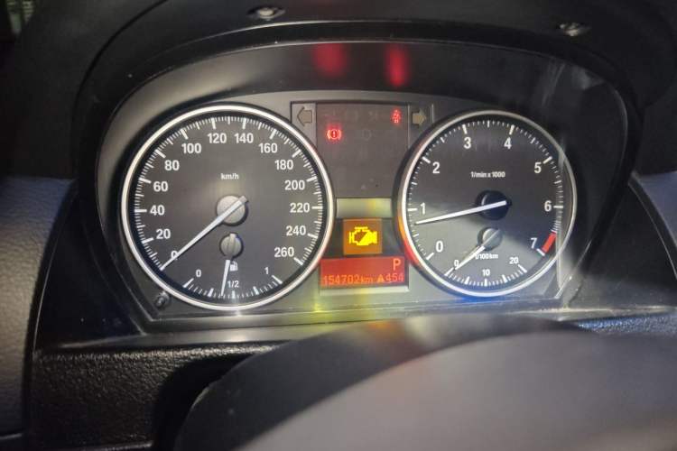Used BMW X1 2012 sDrive18i Fashion Model Instrument Cluster