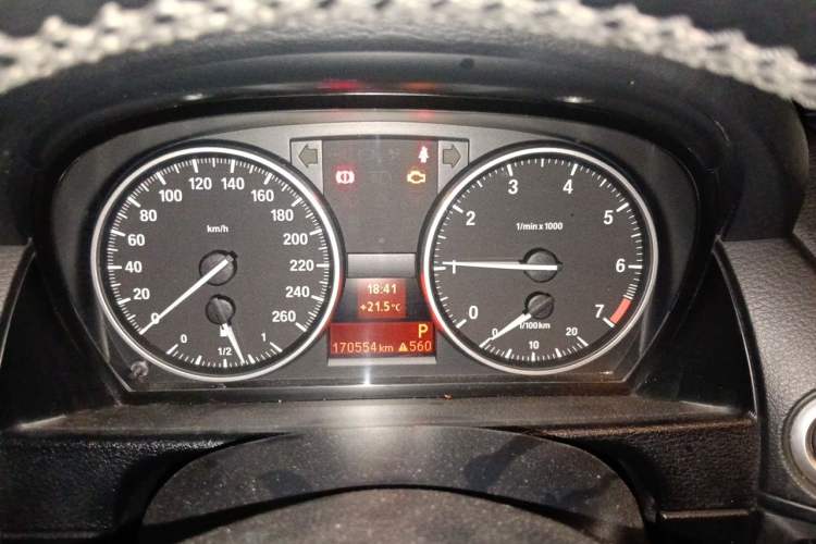 Used BMW X1 2012 sDrive18i Luxury Edition Instrument Cluster