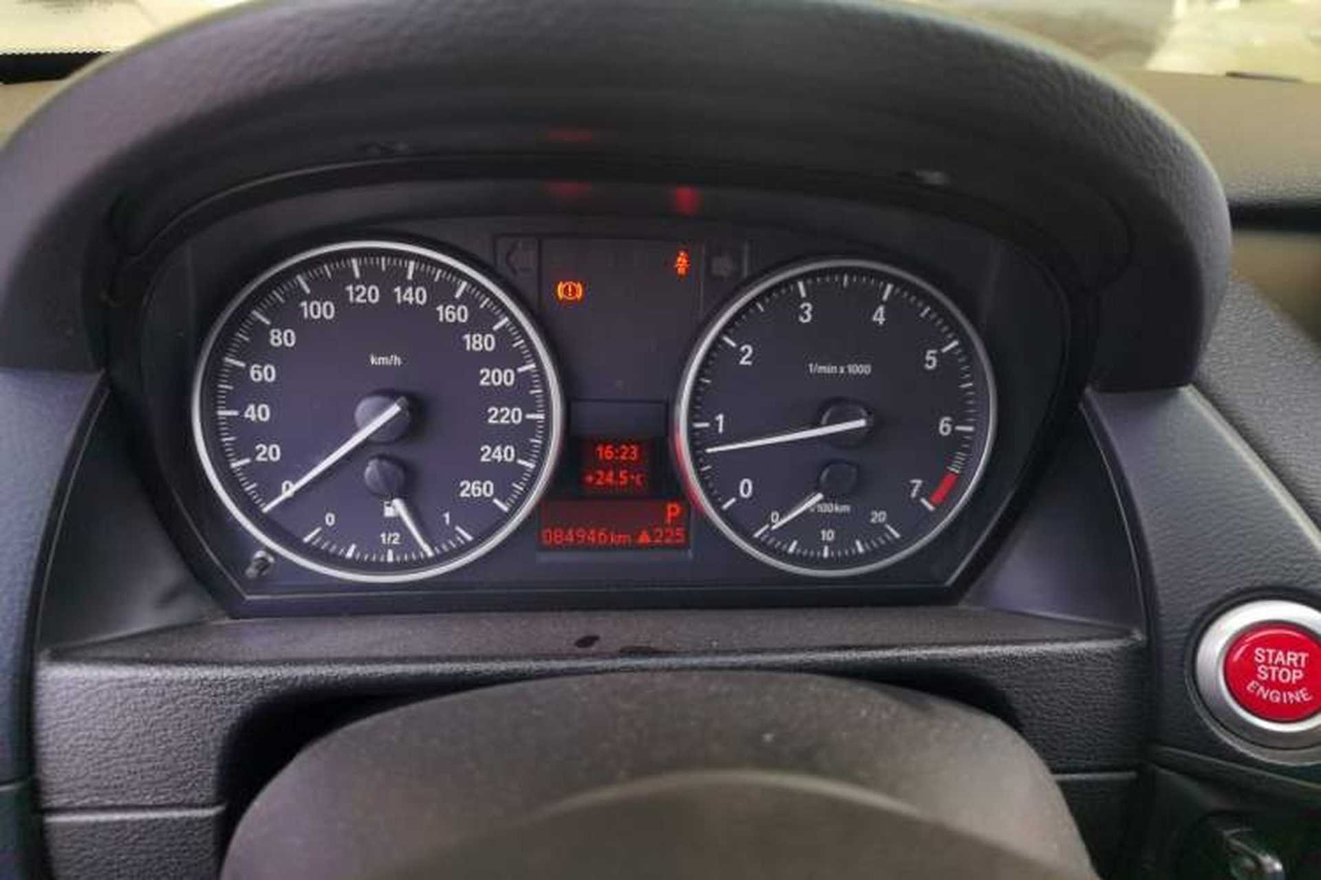Used BMW X1 2012 sDrive18i Fashion Model Instrument Cluster