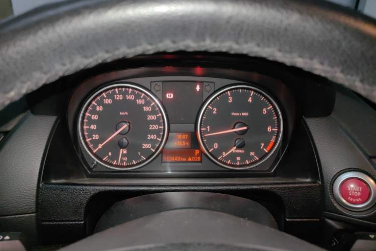 Used BMW X1 2012 sDrive18i Fashion Model Instrument Cluster