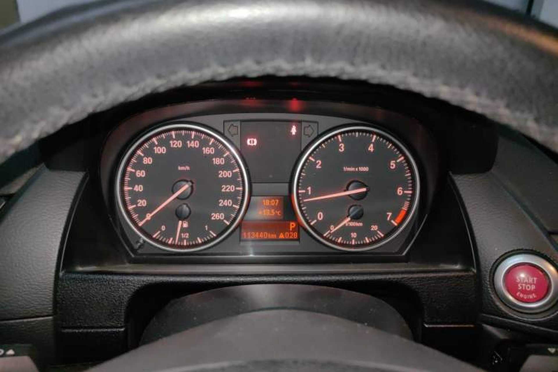 Used BMW X1 2012 sDrive18i Fashion Model Instrument Cluster