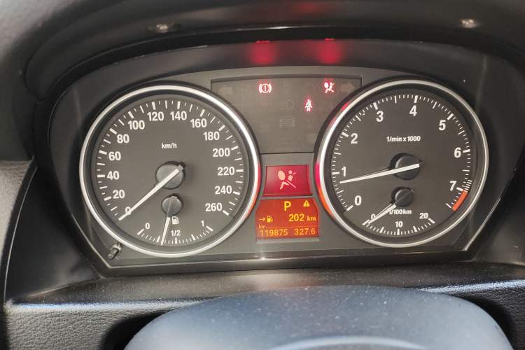 Used BMW X1 2012 sDrive18i Luxury Edition Instrument Cluster