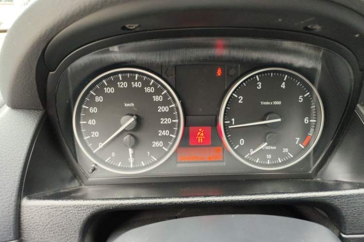 Used BMW X1 2012 sDrive18i Fashion Model Instrument Cluster