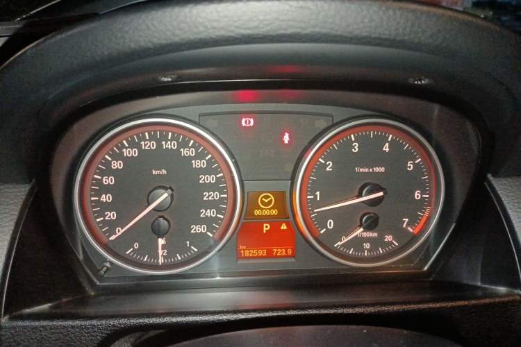 Used BMW X1 2012 xDrive20i Instrument Cluster