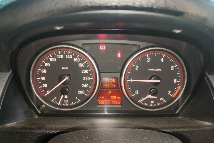 Used BMW X1 2012 sDrive18i Luxury Edition Instrument Cluster