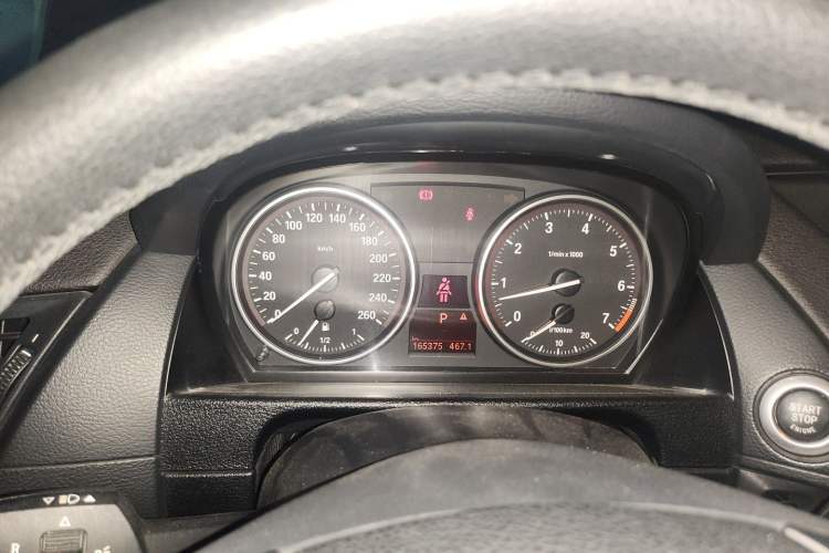 Used BMW X1 2012 xDrive20i Luxury Model Instrument Cluster
