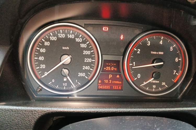 Used BMW X1 2012 xDrive28i Instrument Cluster