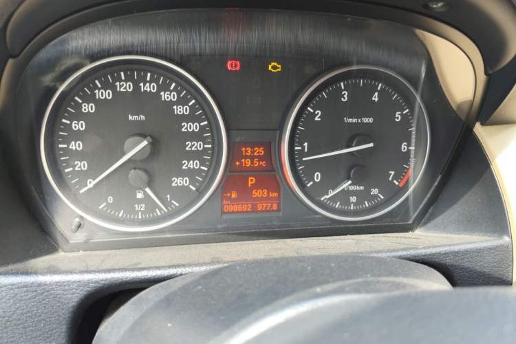 Used BMW X1 2012 sDrive18i Luxury Model Instrument Cluster