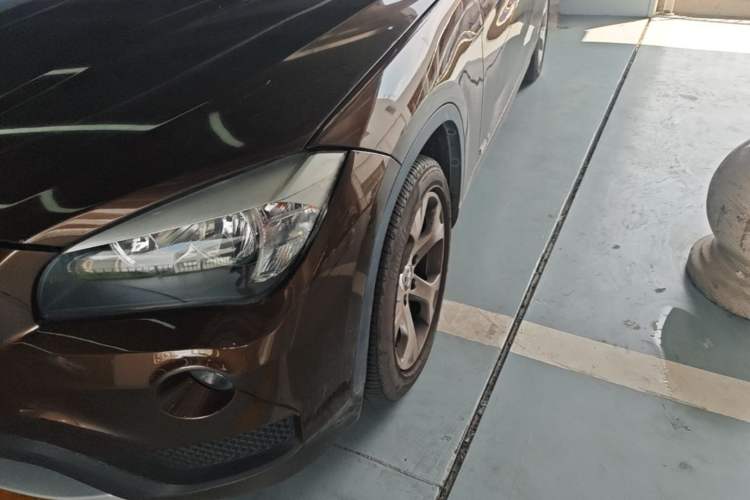 Used BMW X1 2012 sDrive18i Fashion Model Left Front Headlight