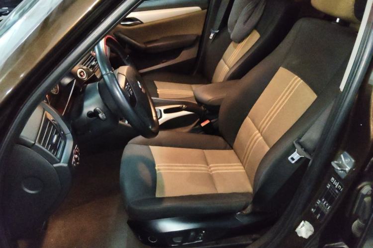 Used BMW X1 2012 sDrive18i Fashion Model Left Front Seat