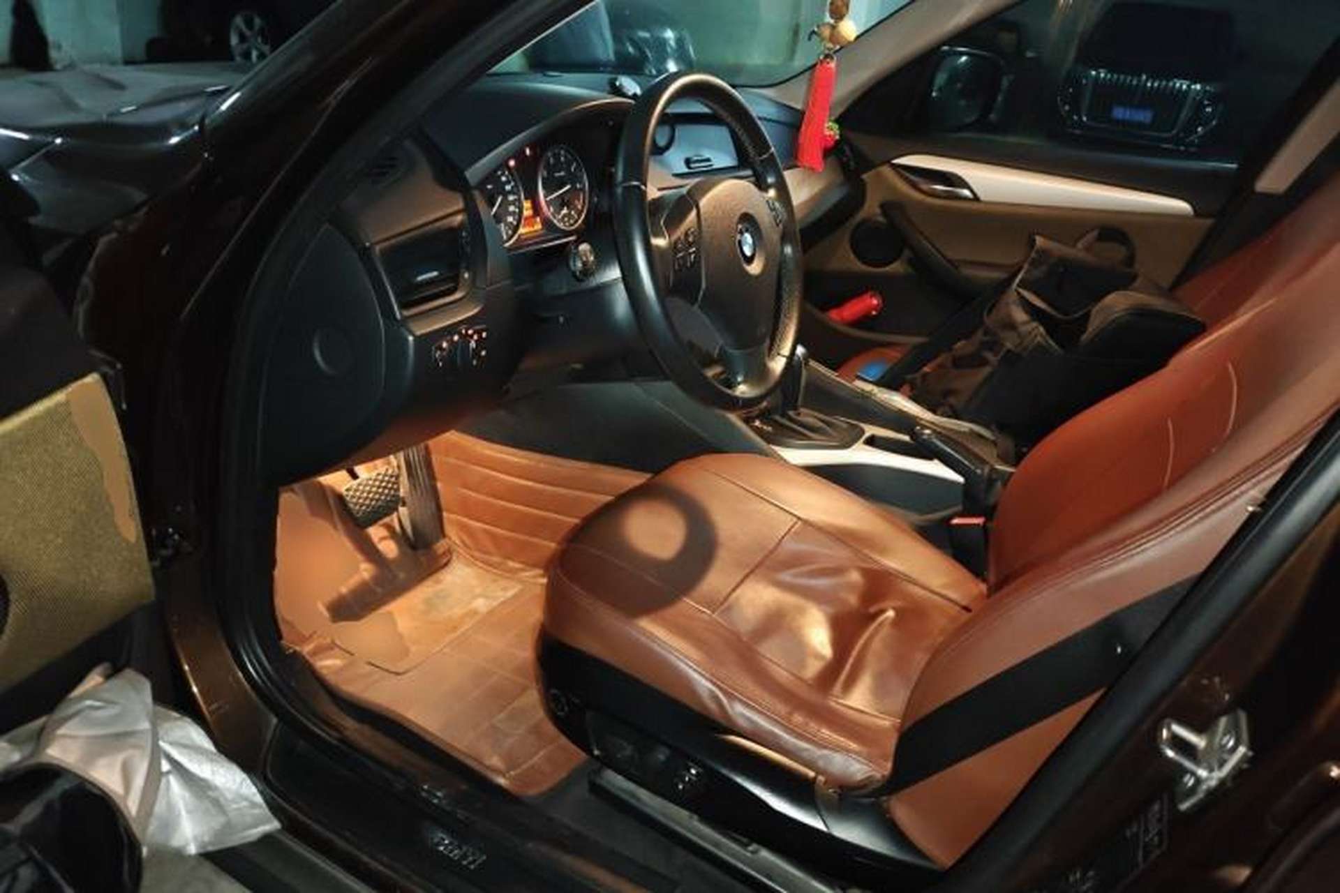 Used BMW X1 2012 sDrive18i Fashion Model Left Front Seat