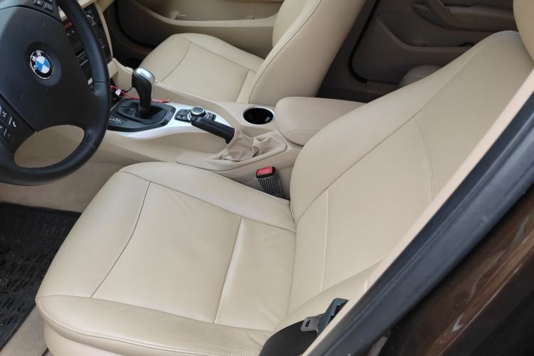 Used BMW X1 2012 sDrive18i Luxury Edition Left Front Seat