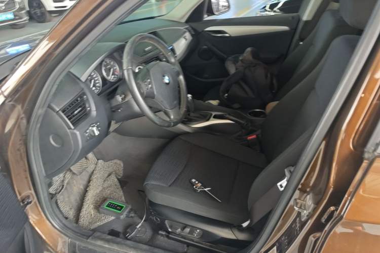 Used BMW X1 2012 sDrive18i Fashion Model Left Front Seat