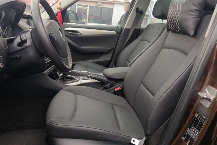 Used BMW X1 2012 sDrive18i Luxury Edition Left Front Seat