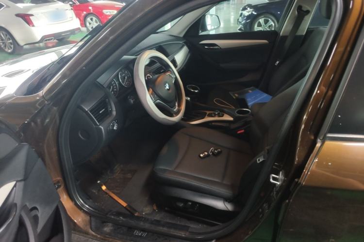 Used BMW X1 2012 sDrive18i Luxury Edition Left Front Seat