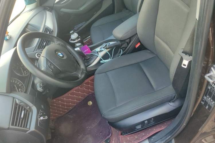 Used BMW X1 2012 sDrive18i Luxury Edition Left Front Seat