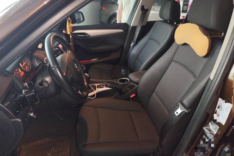 Used BMW X1 2012 sDrive18i Luxury Edition Left Front Seat