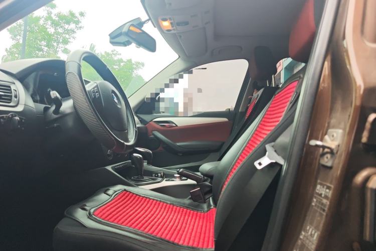 Used BMW X1 2012 sDrive18i Fashion Model Left Front Seat