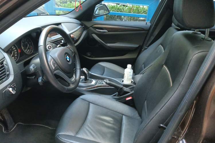 Used BMW X1 2012 xDrive28i Left Front Seat