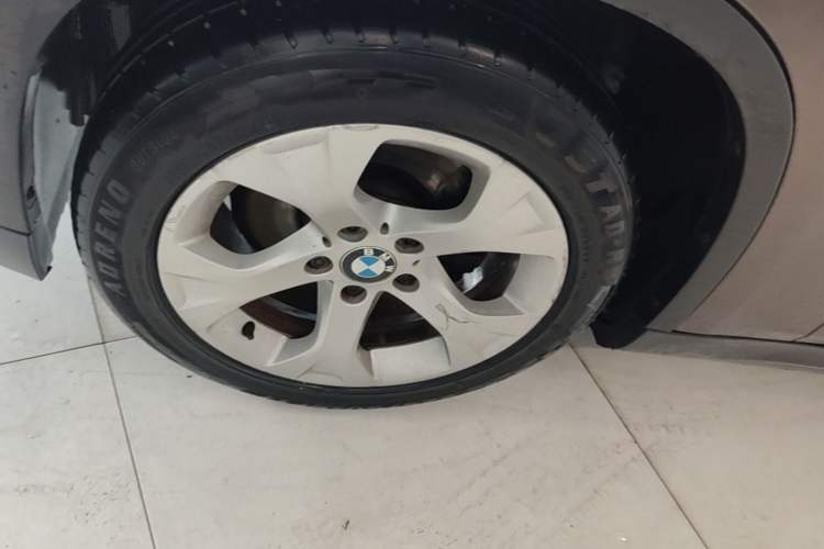 Used BMW X1 2012 sDrive18i Luxury Edition Left Front Wheel Hub