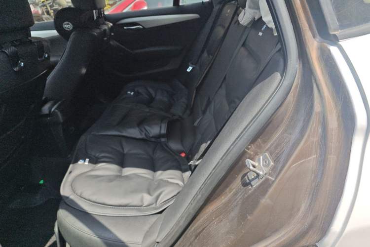 Used BMW X1 2012 sDrive18i Luxury Edition Left Rear Seat
