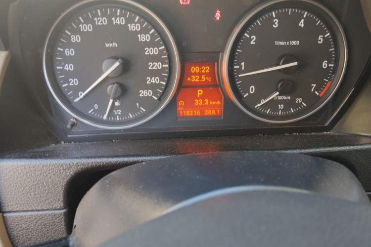 Used BMW X1 2012 sDrive18i Luxury Model Odometer Close Up