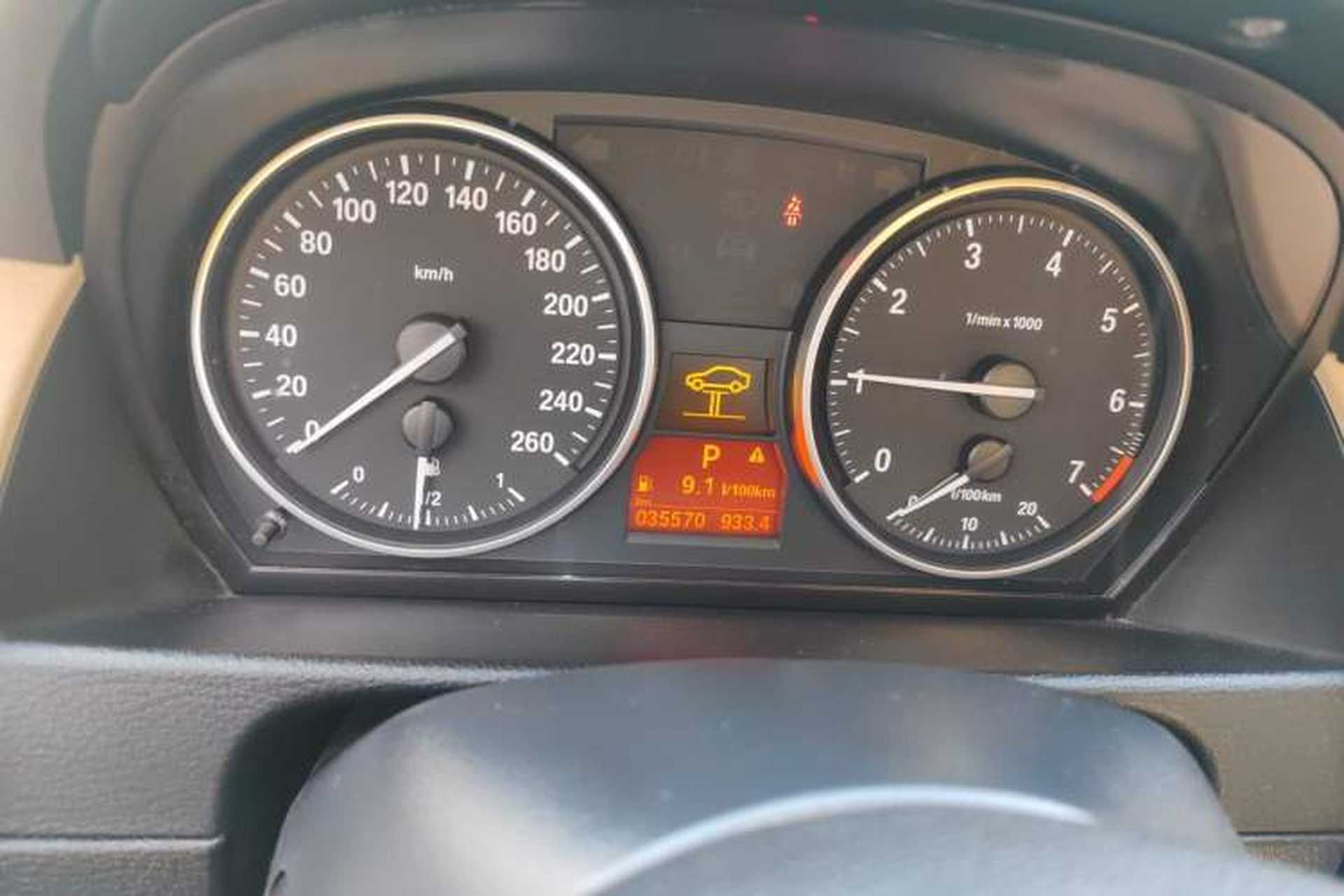 Used BMW X1 2012 sDrive18i Luxury Model Odometer Close Up