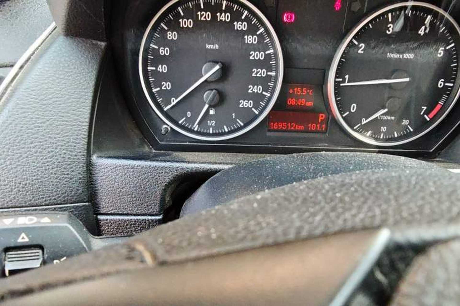 Used BMW X1 2012 sDrive18i Luxury Edition Odometer Close Up