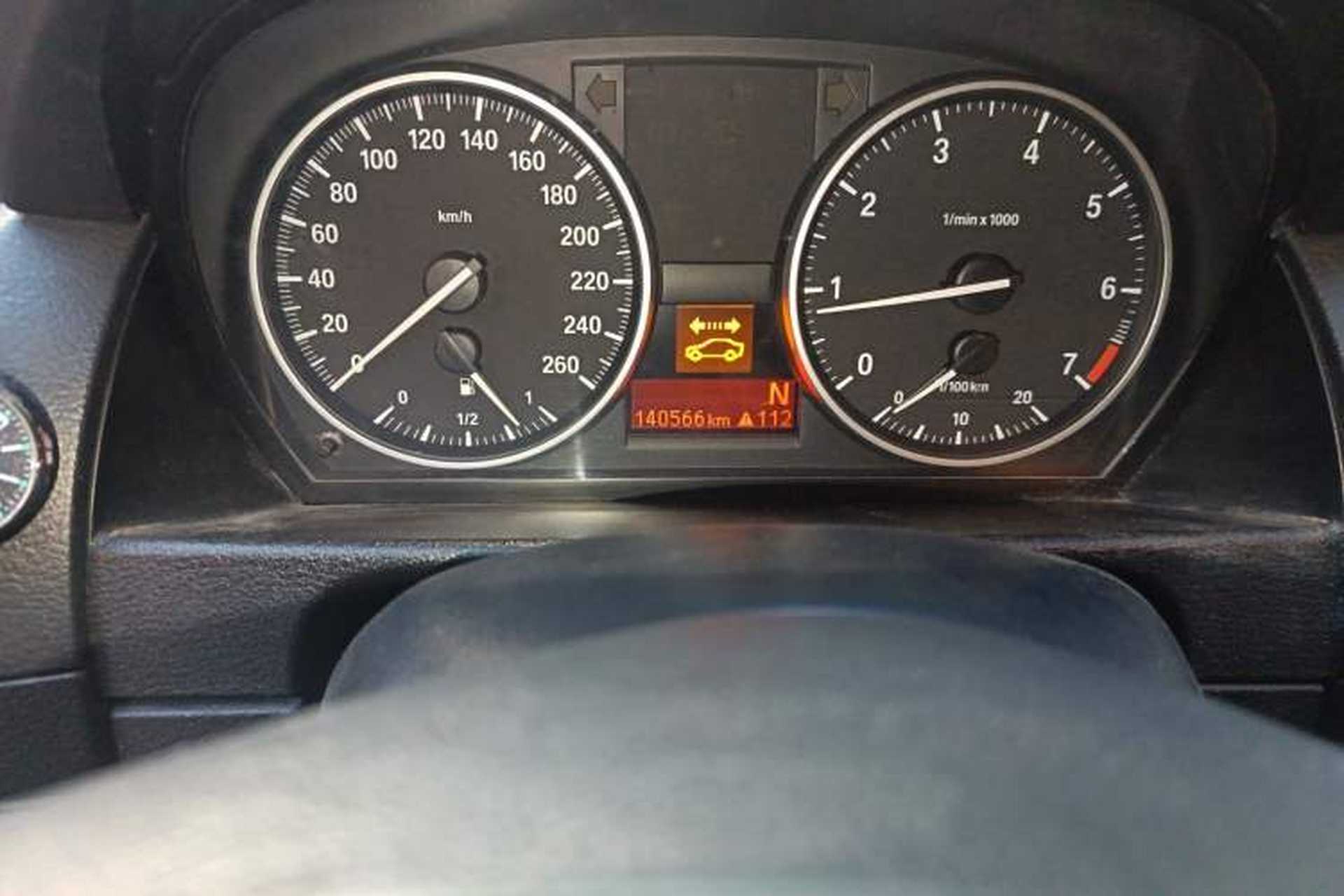 Used BMW X1 2012 sDrive18i Fashion Model Odometer Close Up