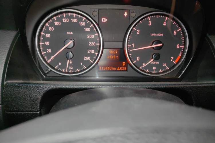 Used BMW X1 2012 sDrive18i Fashion Model Odometer Close Up