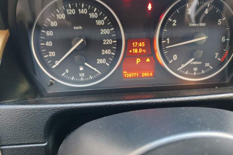 Used BMW X1 2012 sDrive18i Luxury Model Odometer Close Up