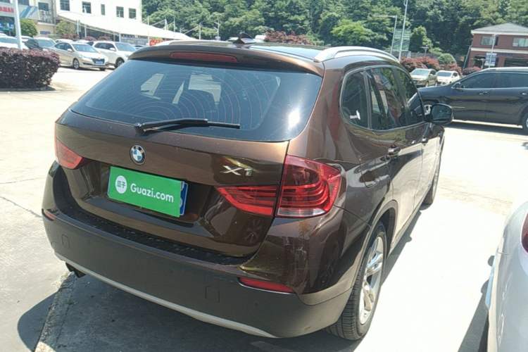 Used BMW X1 2012 xDrive20i Luxury Model Rear Right 45 Deg