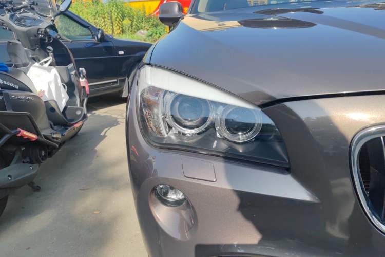 Used BMW X1 2012 sDrive18i Luxury Model Right Front Headlight