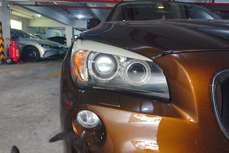 Used BMW X1 2012 xDrive28i Right Front Headlight