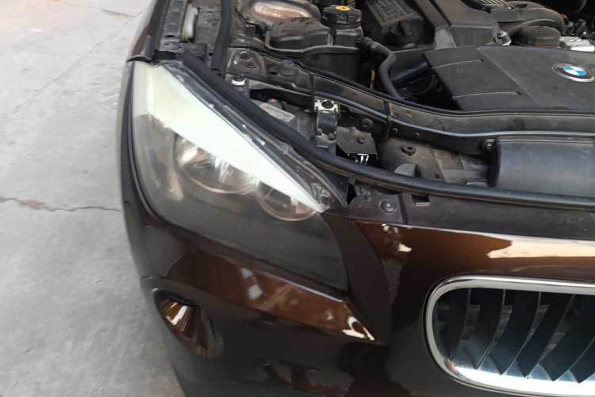 Used BMW X1 2012 sDrive18i Fashion Model Right Front Headlight