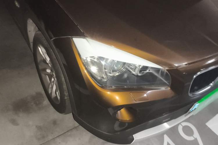 Used BMW X1 2012 xDrive20i Right Front Headlight