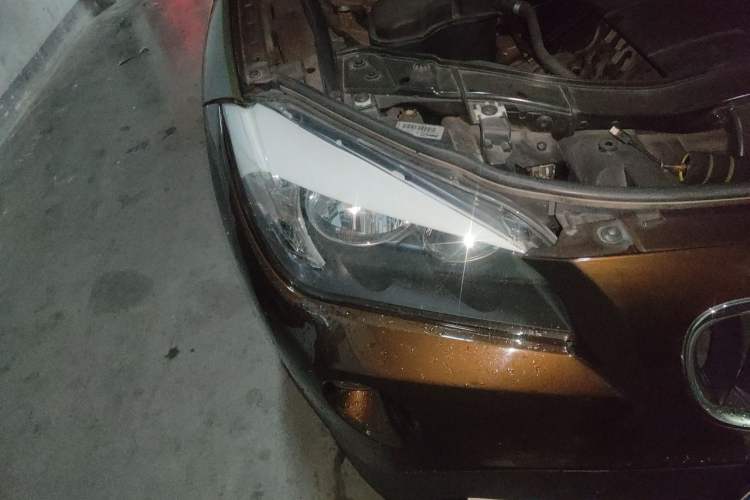 Used BMW X1 2012 sDrive18i Fashion Model Right Front Headlight