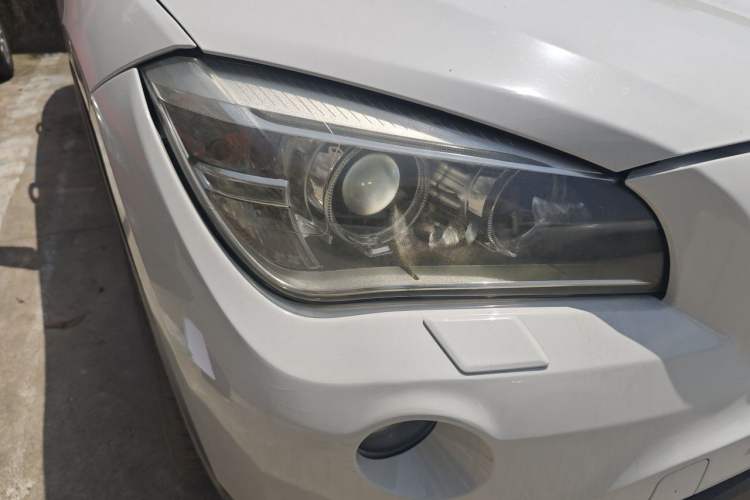Used BMW X1 2012 sDrive18i Luxury Edition Right Front Headlight