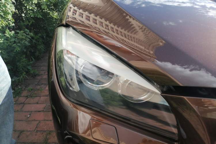 Used BMW X1 2012 sDrive20i Leading Model Right Front Headlight