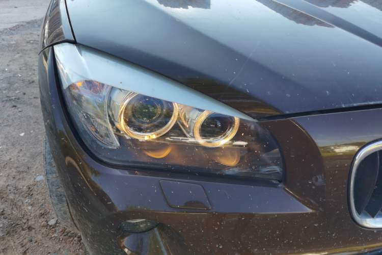 Used BMW X1 2012 xDrive20i Luxury Model Right Front Headlight