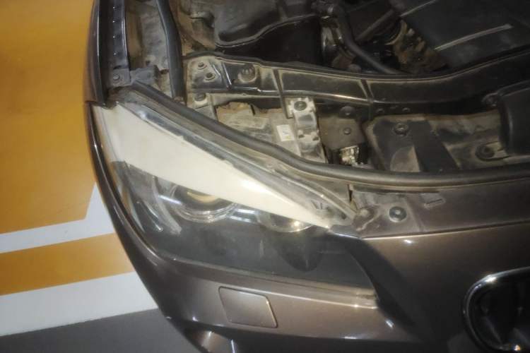 Used BMW X1 2012 sDrive18i Luxury Edition Right Front Headlight