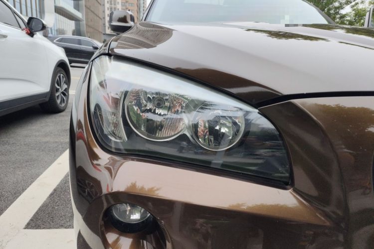 Used BMW X1 2012 sDrive18i Fashion Model Right Front Headlight