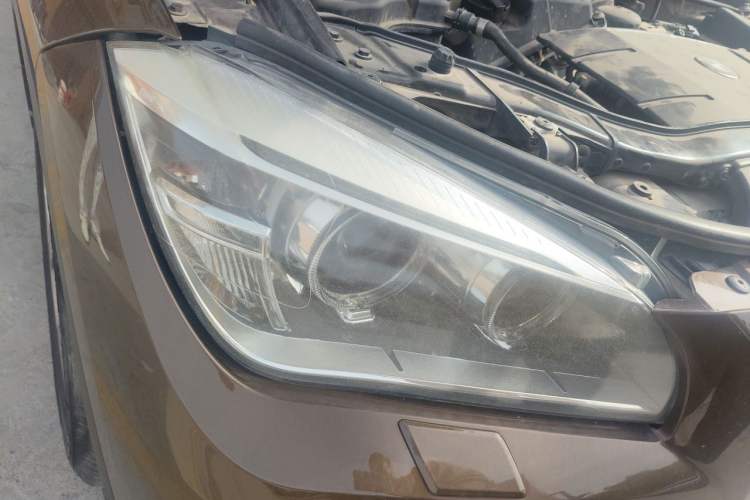 Used BMW X1 2012 sDrive18i Luxury Edition Right Front Headlight