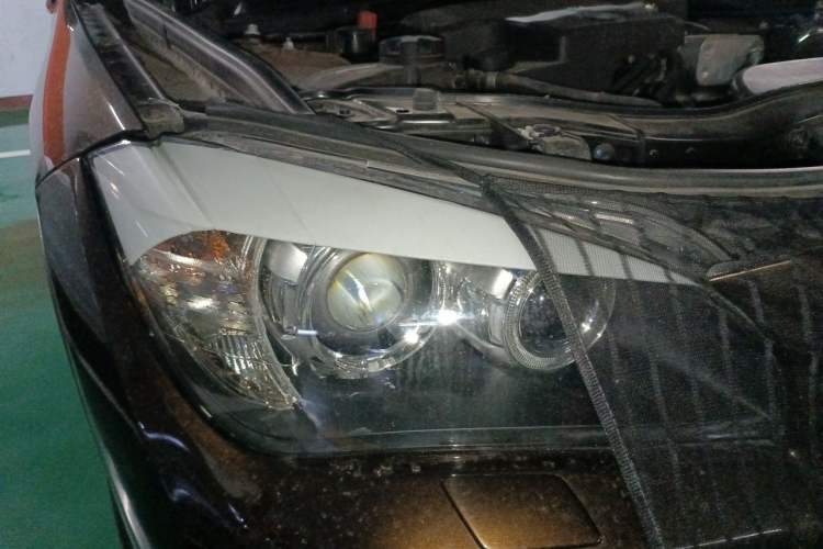Used BMW X1 2012 xDrive20i Right Front Headlight