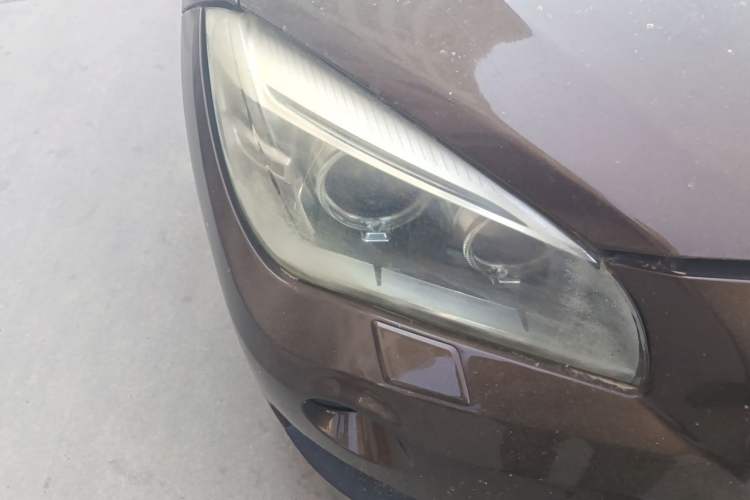 Used BMW X1 2012 sDrive18i Luxury Edition Right Front Headlight