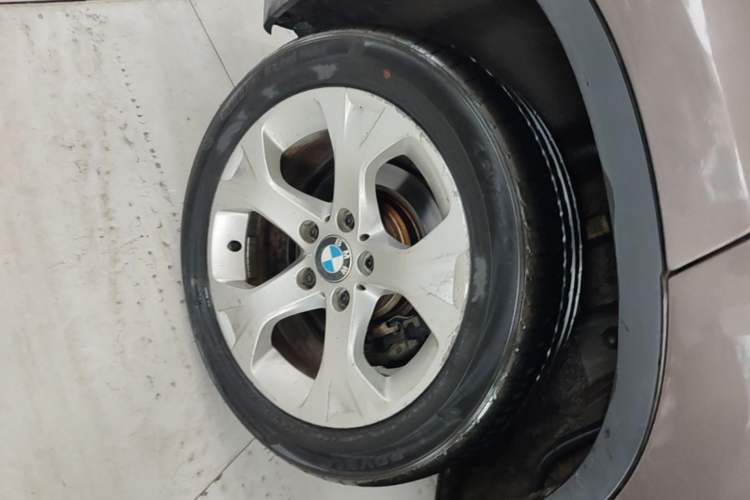 Used BMW X1 2012 sDrive18i Luxury Edition Right Rear Wheel Hub