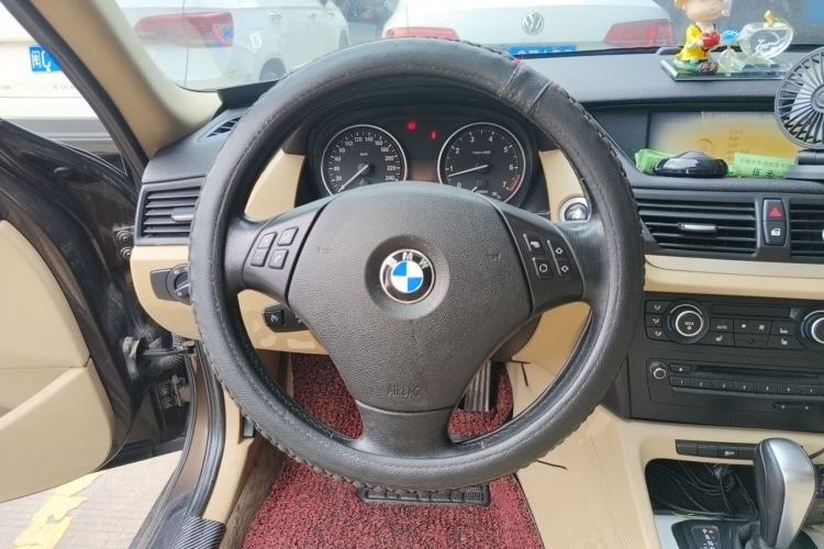 Used BMW X1 2012 sDrive18i Luxury Model Steering Wheel