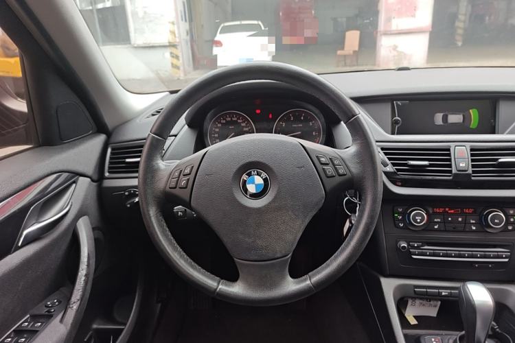 Used BMW X1 2012 sDrive18i Luxury Edition Steering Wheel