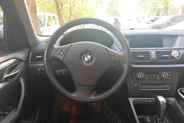 Used BMW X1 2012 sDrive18i Luxury Model Steering Wheel