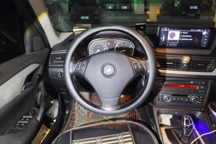 Used BMW X1 2012 sDrive20i Leading Model Steering Wheel